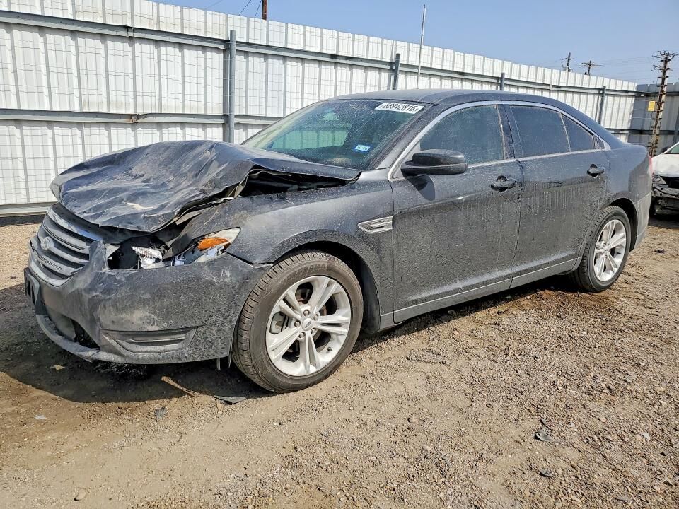 2013 FORD Taurus