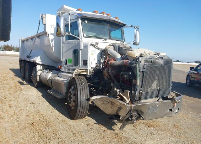 2013 PETERBILT 386