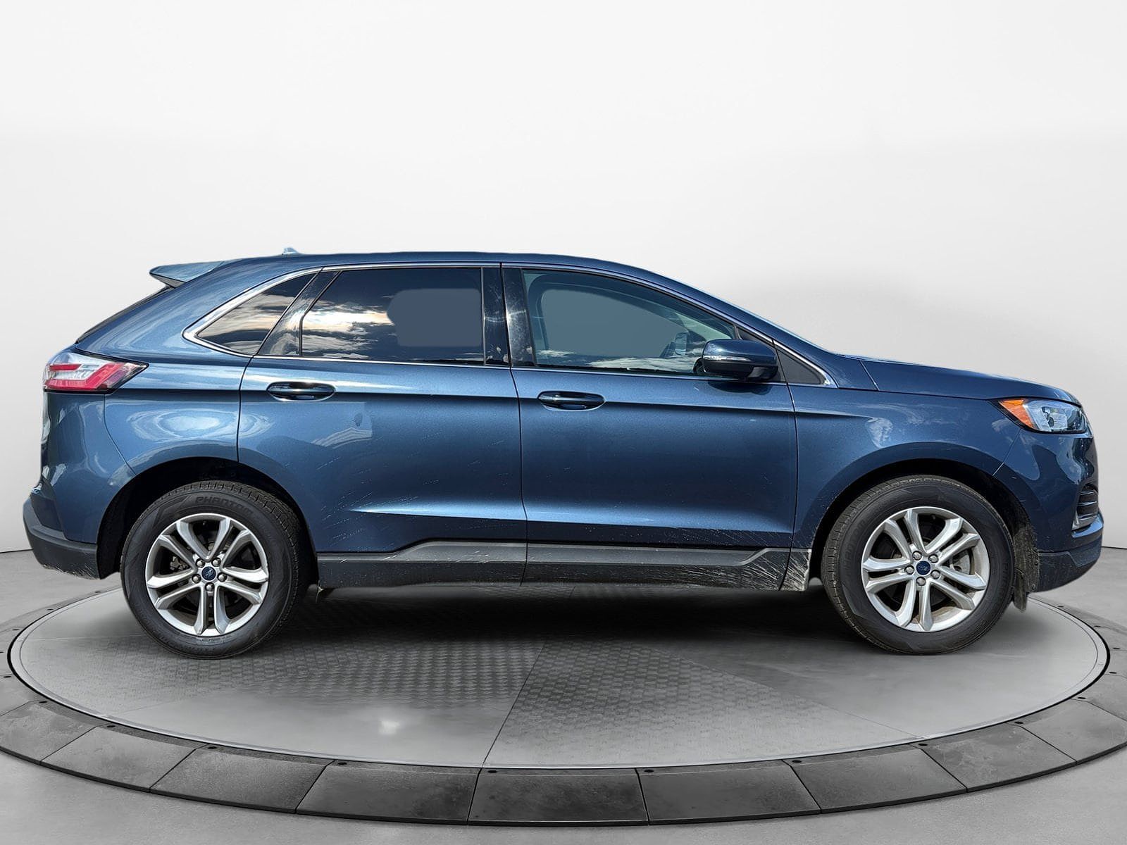 2019 FORD Edge