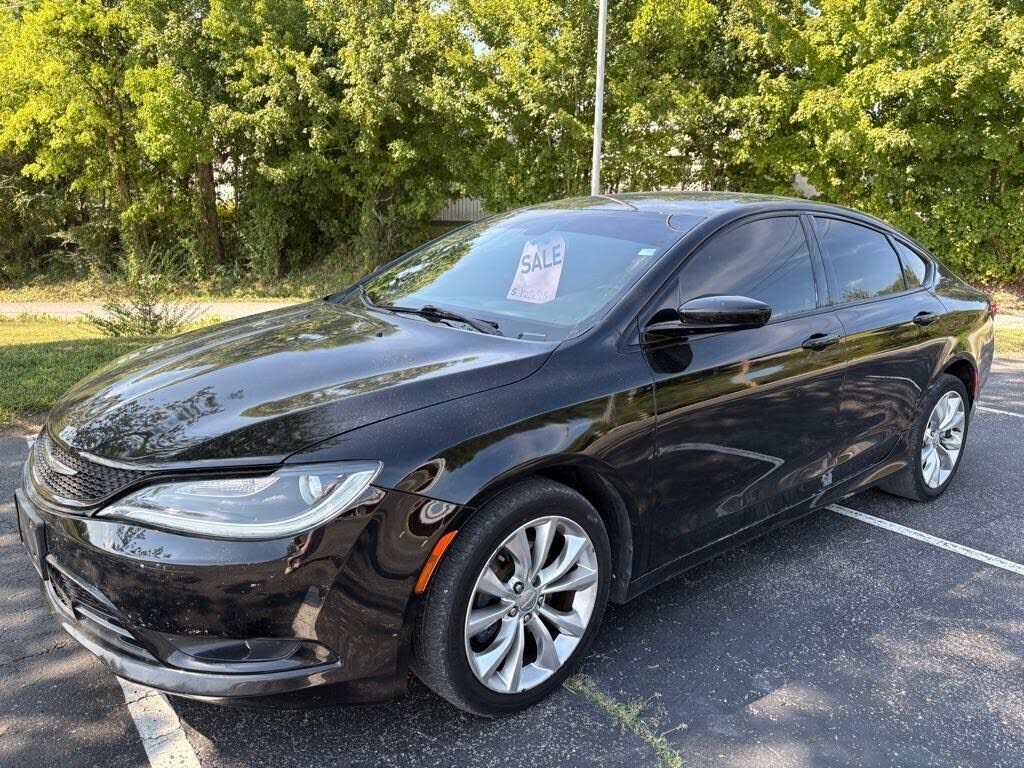 2016 CHRYSLER 200
