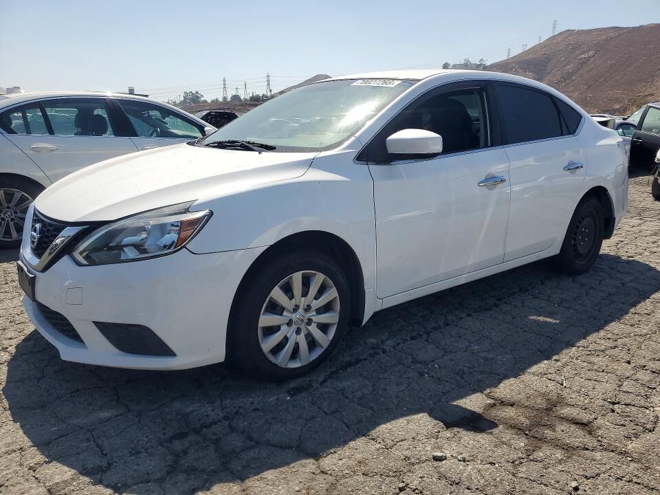 2016 NISSAN Sentra