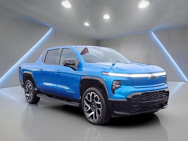 2025 CHEVROLET Silverado