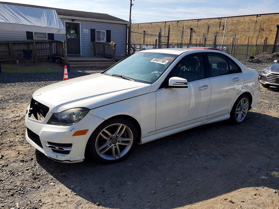 2014 MERCEDES-BENZ C-Class