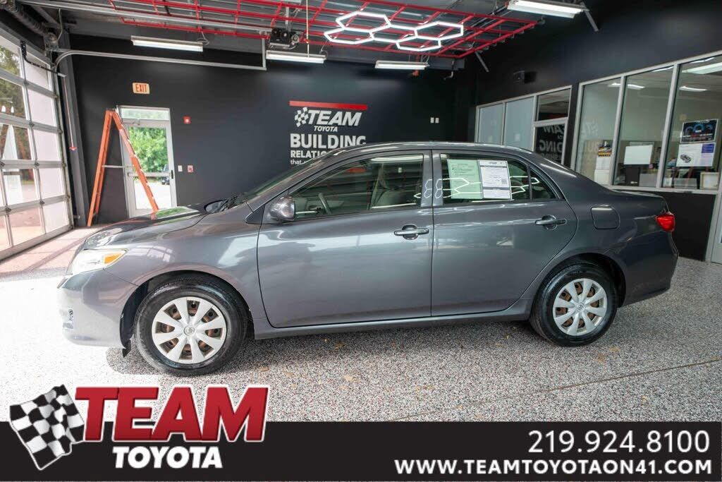 2010 TOYOTA Corolla