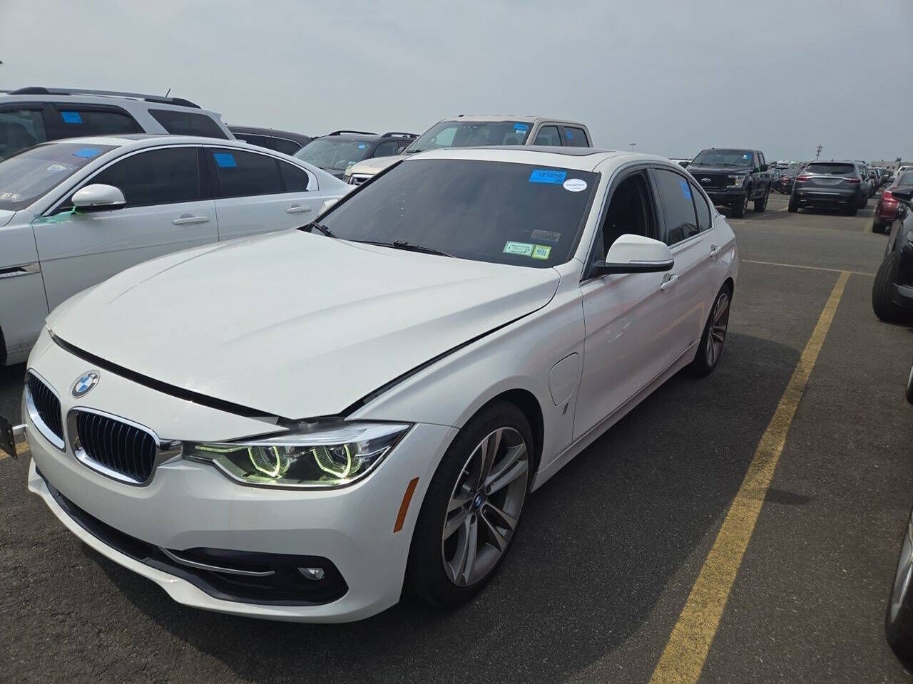 2018 BMW 330e