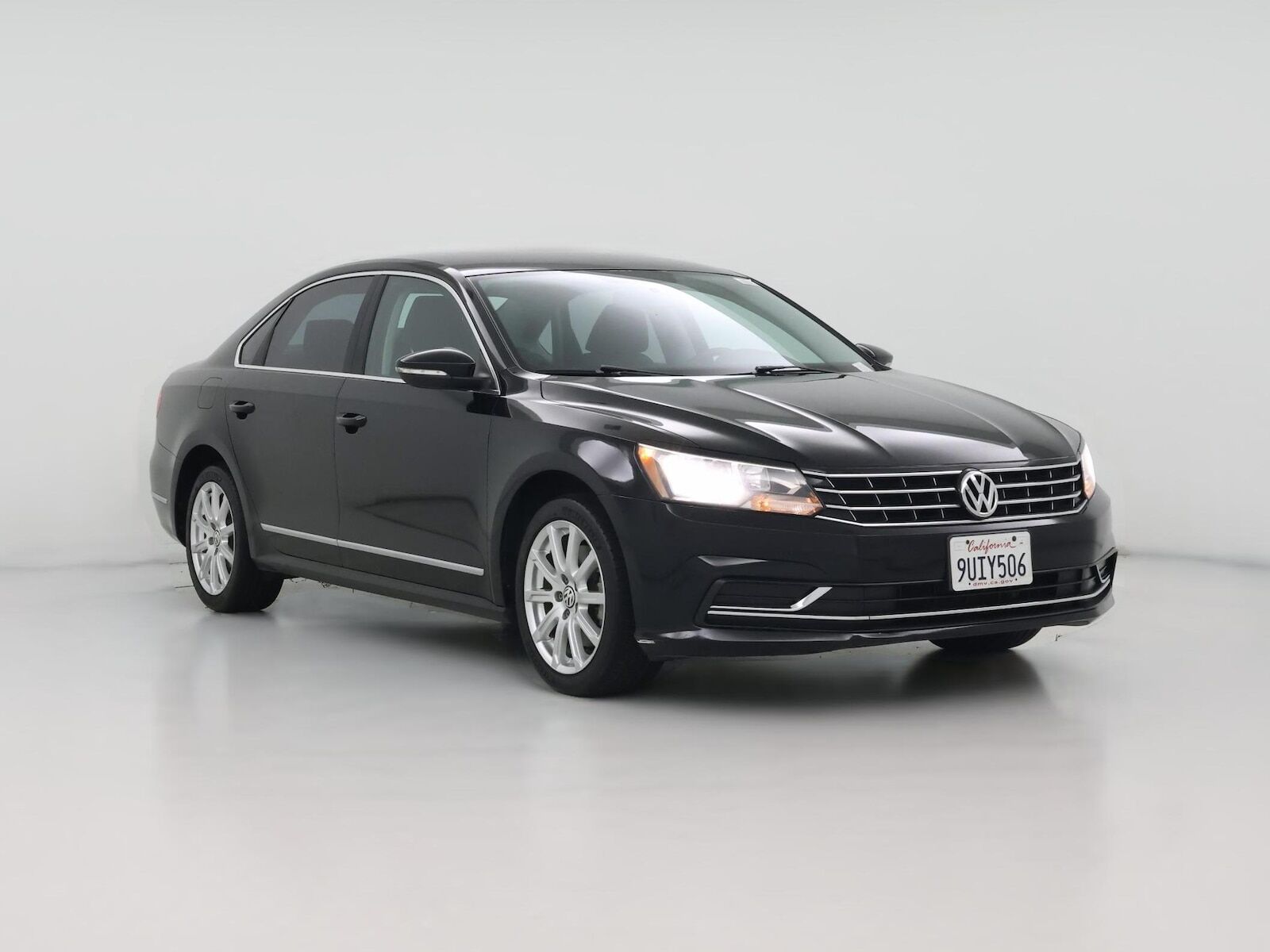 2016 VOLKSWAGEN Passat