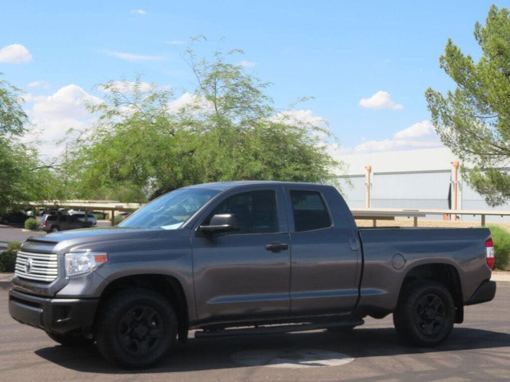 2015 TOYOTA Tundra