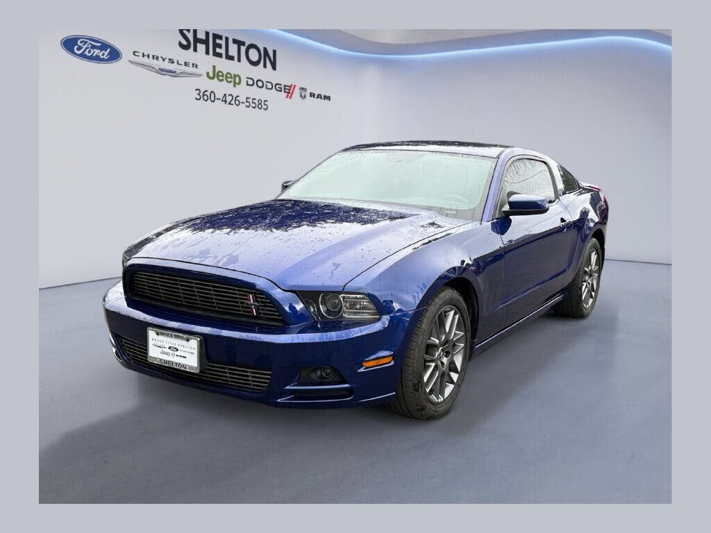 2013 FORD Mustang