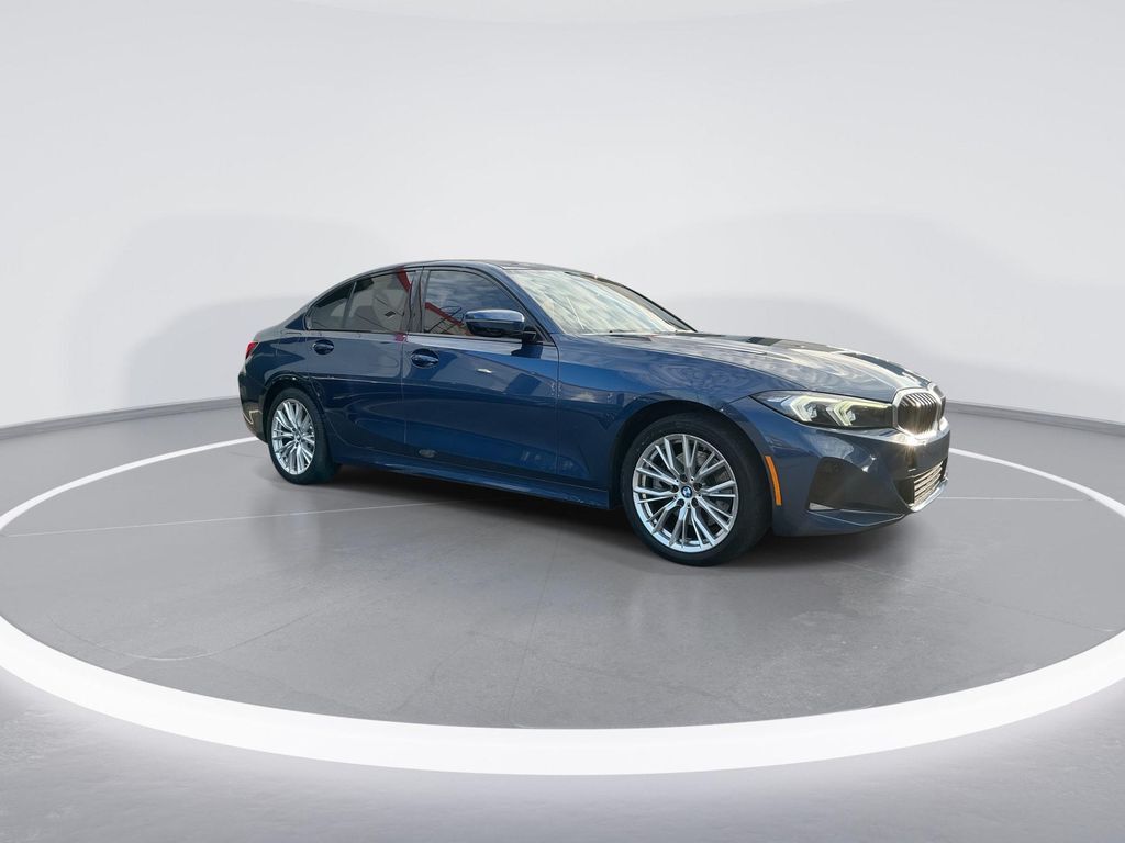 2023 BMW 330i