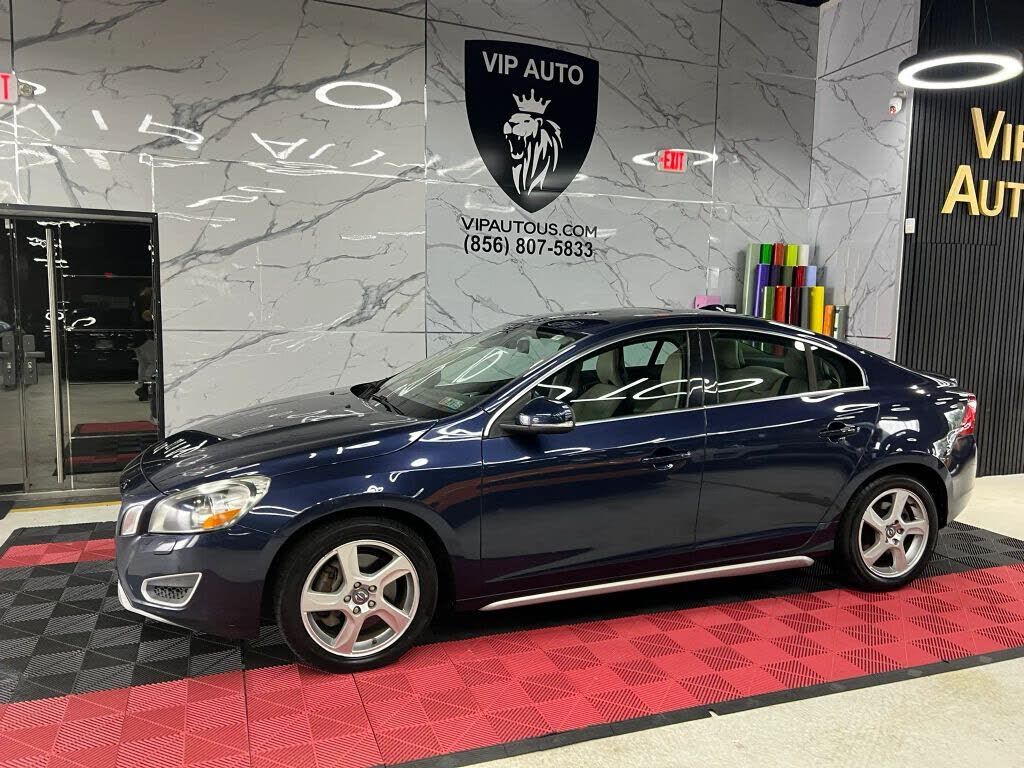 2012 VOLVO S60