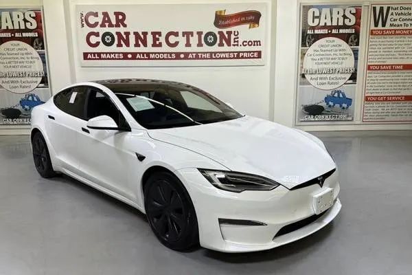 2021 TESLA Model S