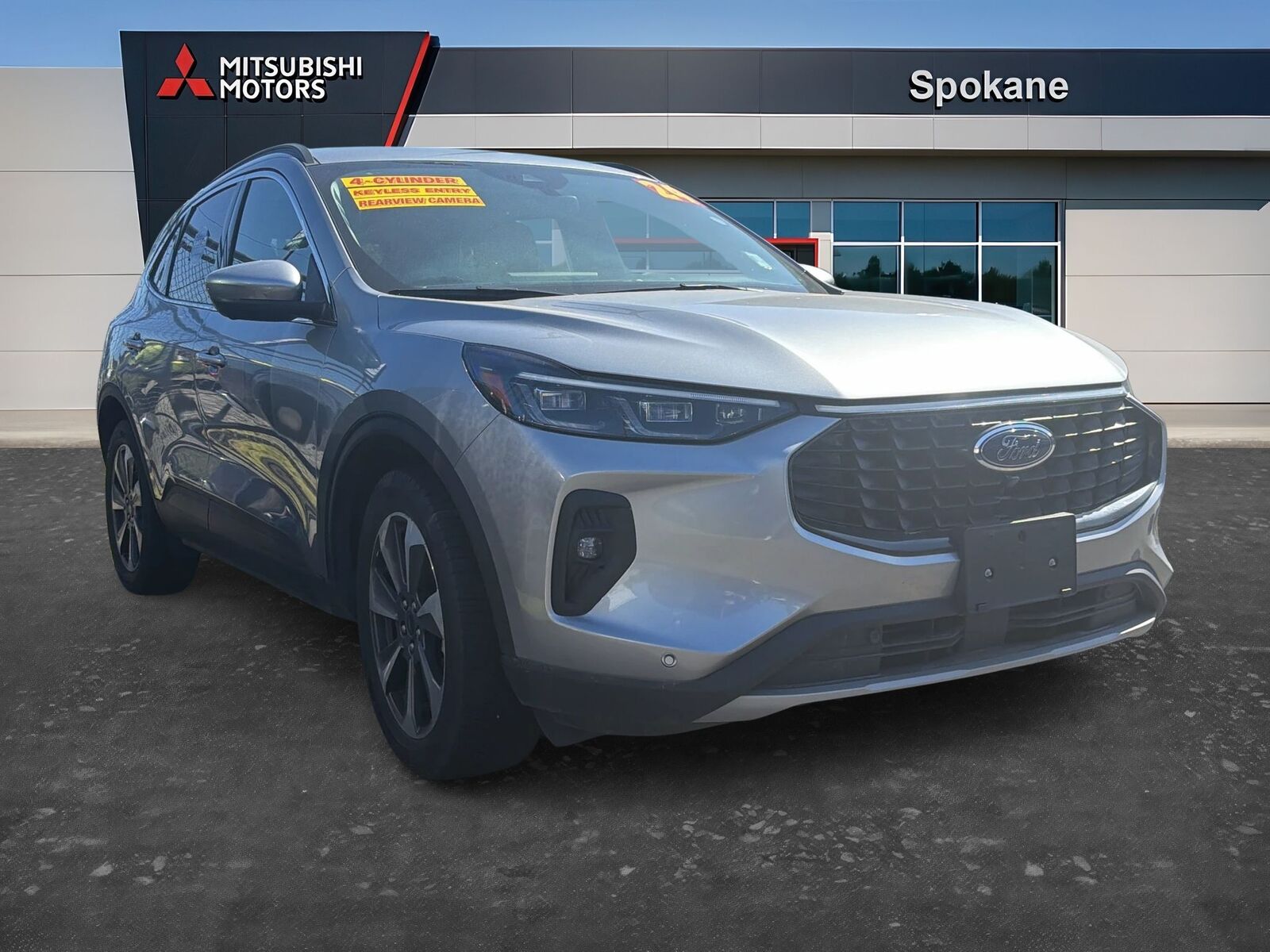 2024 FORD Escape