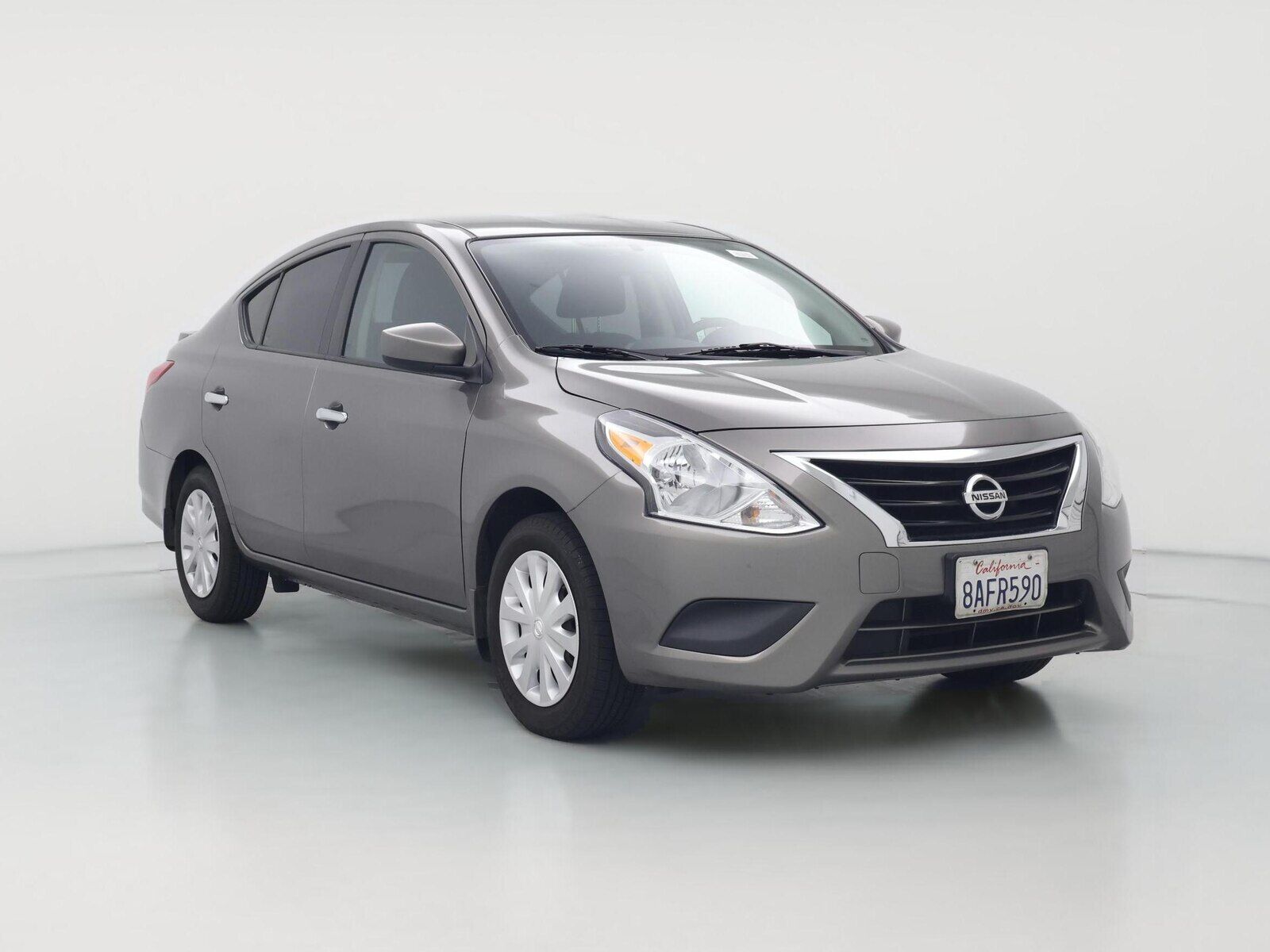2017 NISSAN Versa
