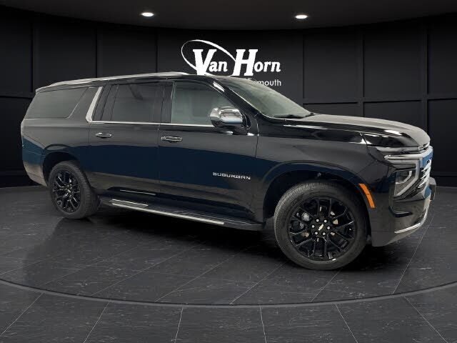 2025 CHEVROLET Suburban