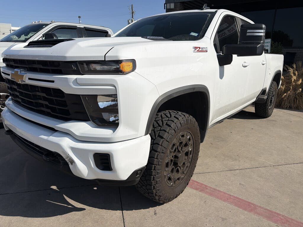 2024 CHEVROLET Silverado HD