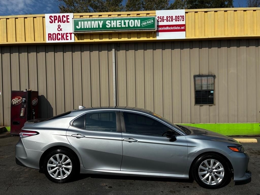 2020 TOYOTA Camry