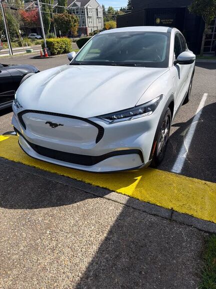 2022 FORD Mach-E
