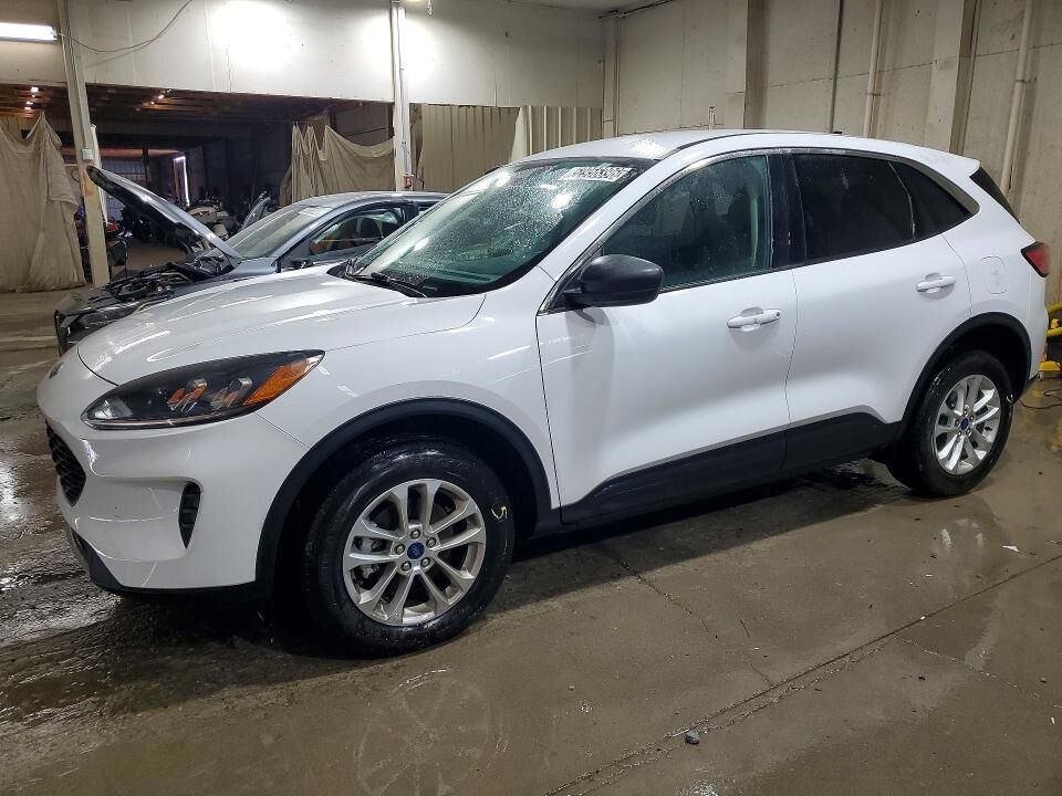 2022 FORD Escape