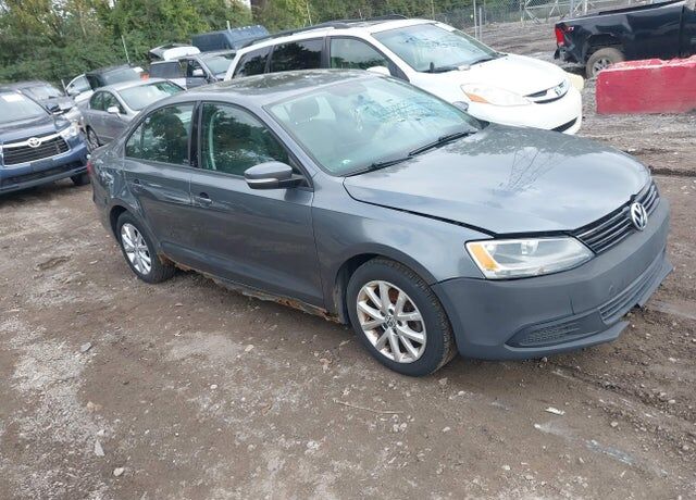 2012 VOLKSWAGEN Jetta