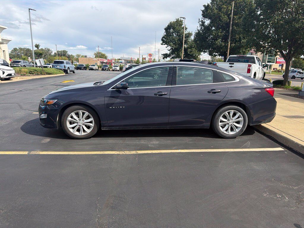 2025 CHEVROLET Malibu