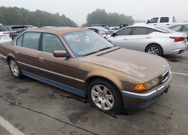 2000 BMW 7 Series