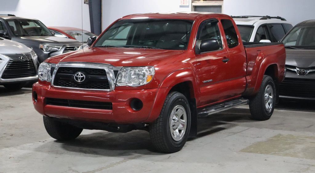 2011 TOYOTA Tacoma