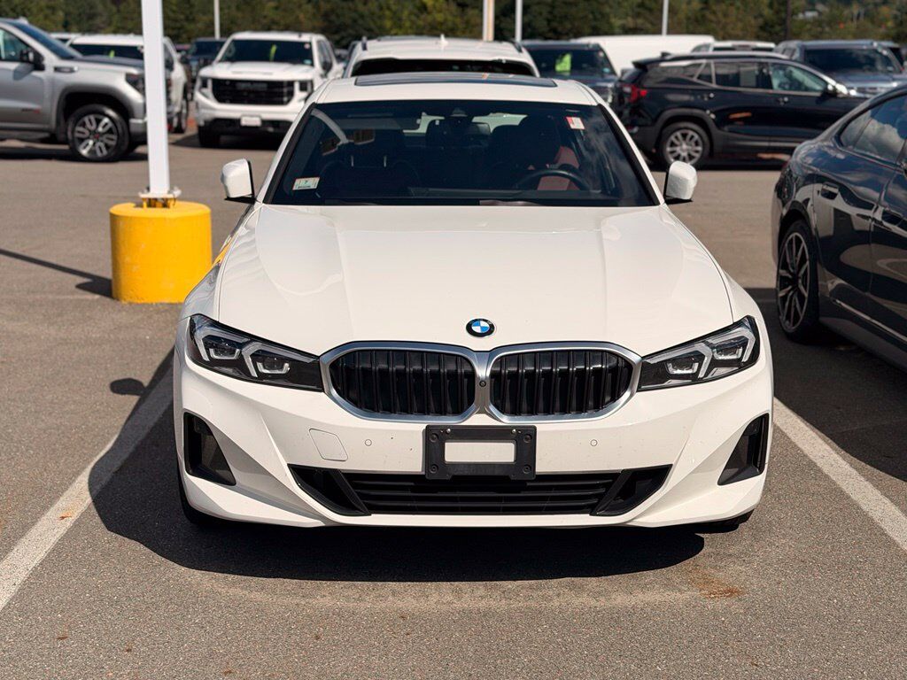 2023 BMW 330i
