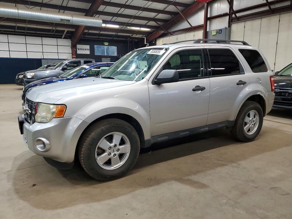 2010 FORD Escape