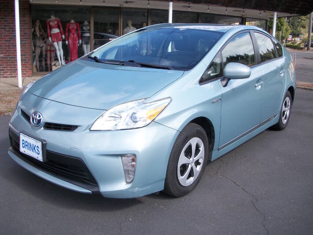2013 TOYOTA PRIUS
