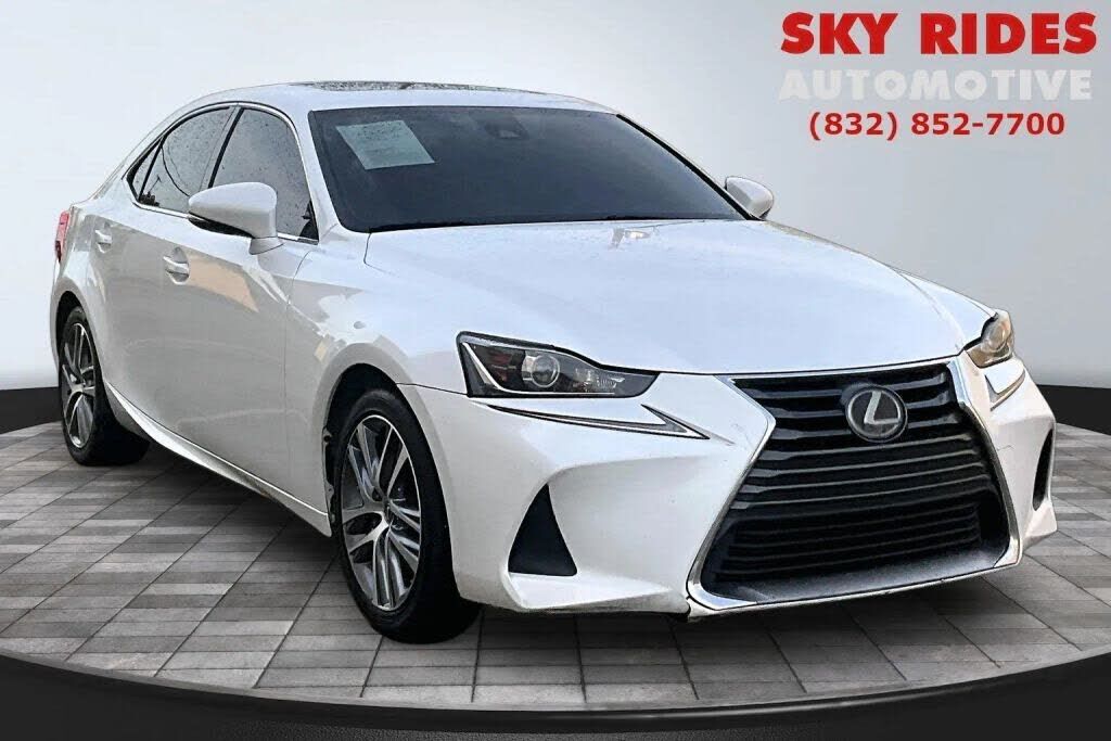 2019 LEXUS IS