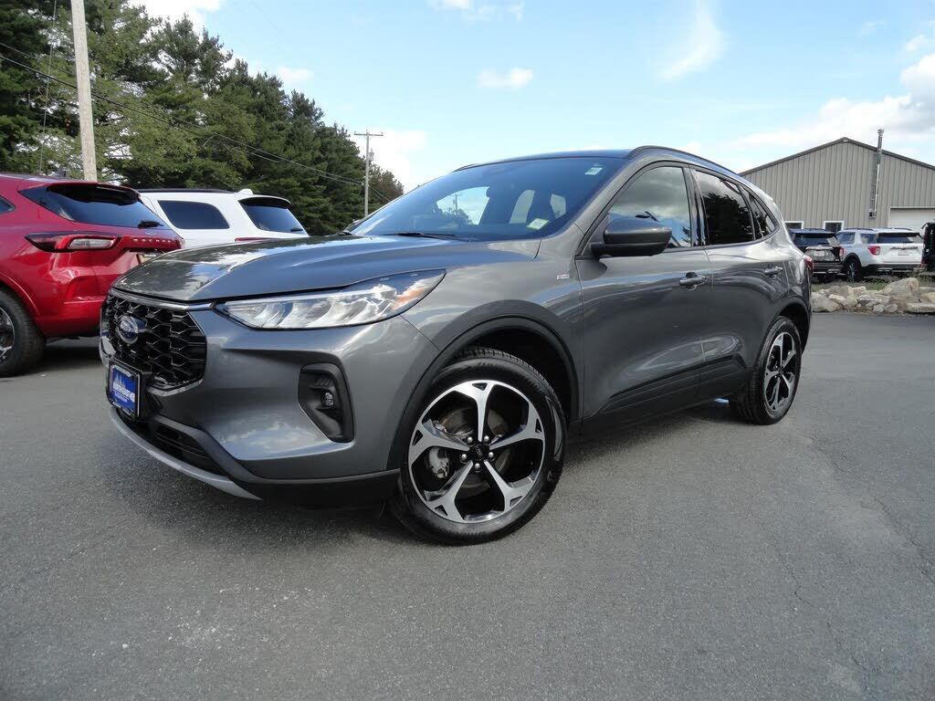 2025 FORD Escape