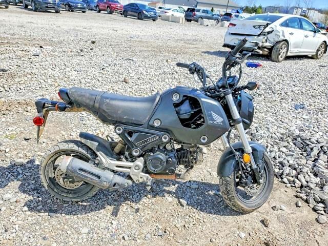 2022 HONDA Grom