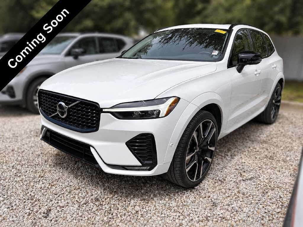 2024 VOLVO XC60
