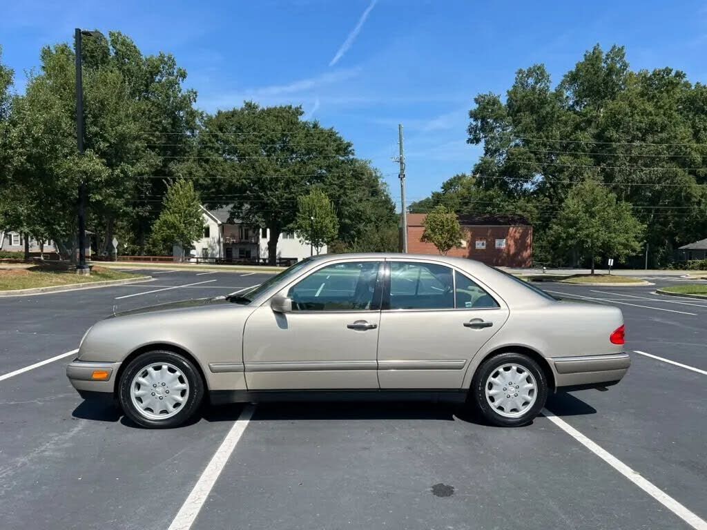1997 Mercedes-Benz E-Class