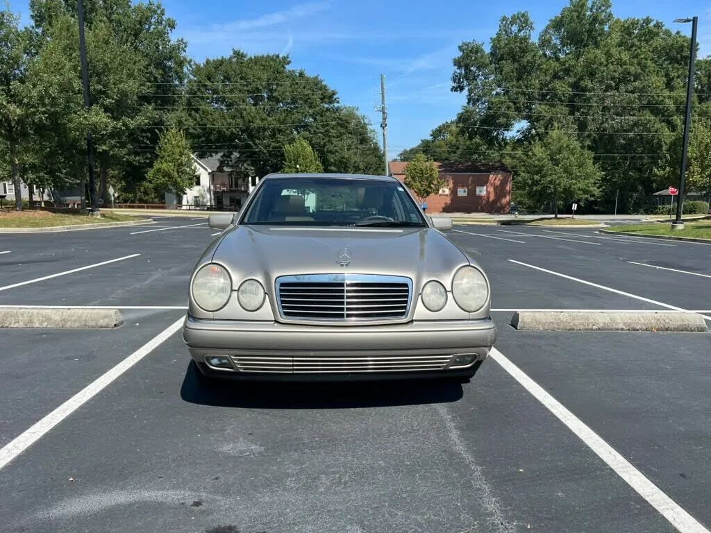 1997 MERCEDES-BENZ E-Class