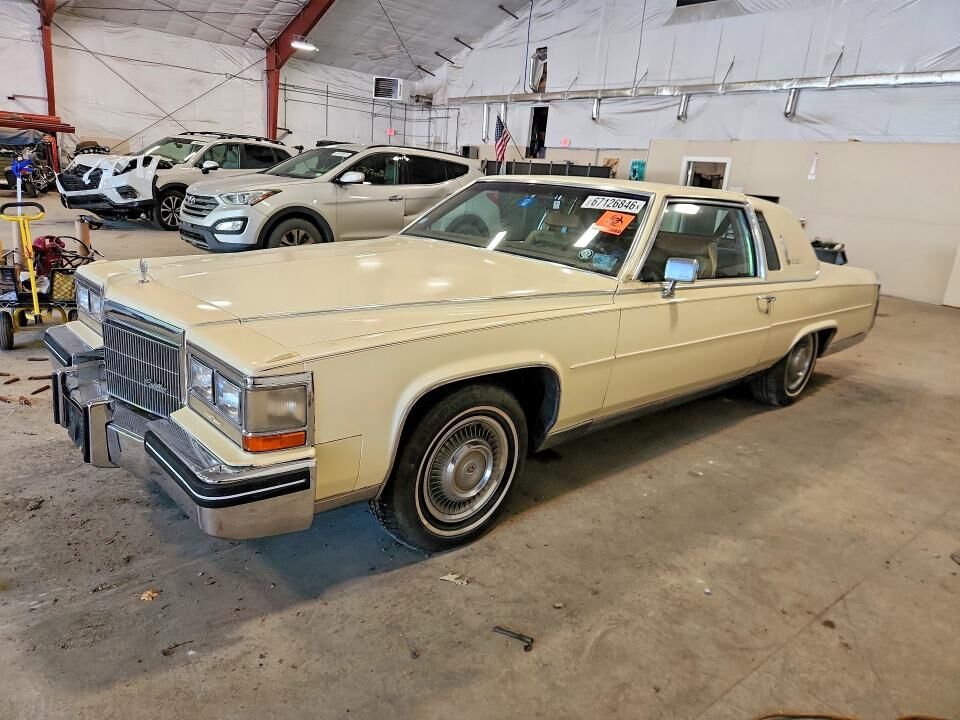 1984 CADILLAC Fleetwood