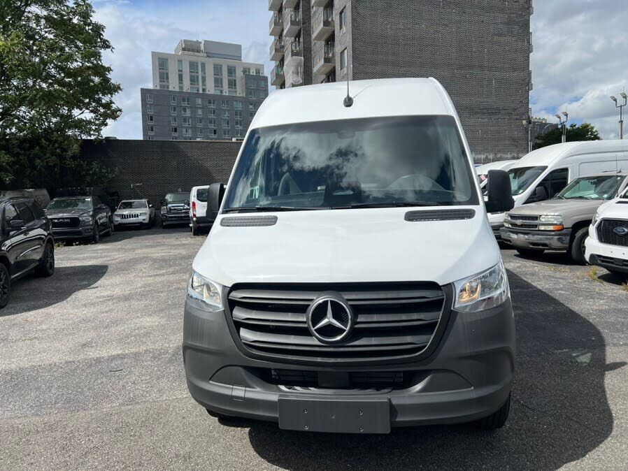 2025 Mercedes-Benz Sprinter