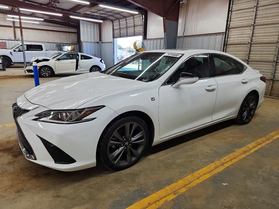 2021 LEXUS ES