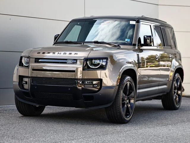 2026 LAND ROVER Defender