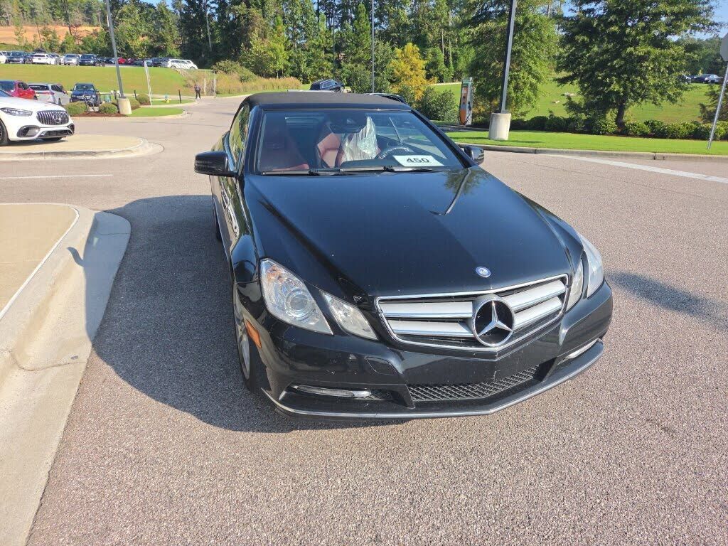 2013 MERCEDES-BENZ E-Class