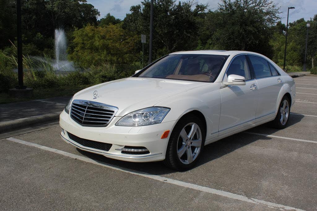2011 MERCEDES-BENZ S-Class
