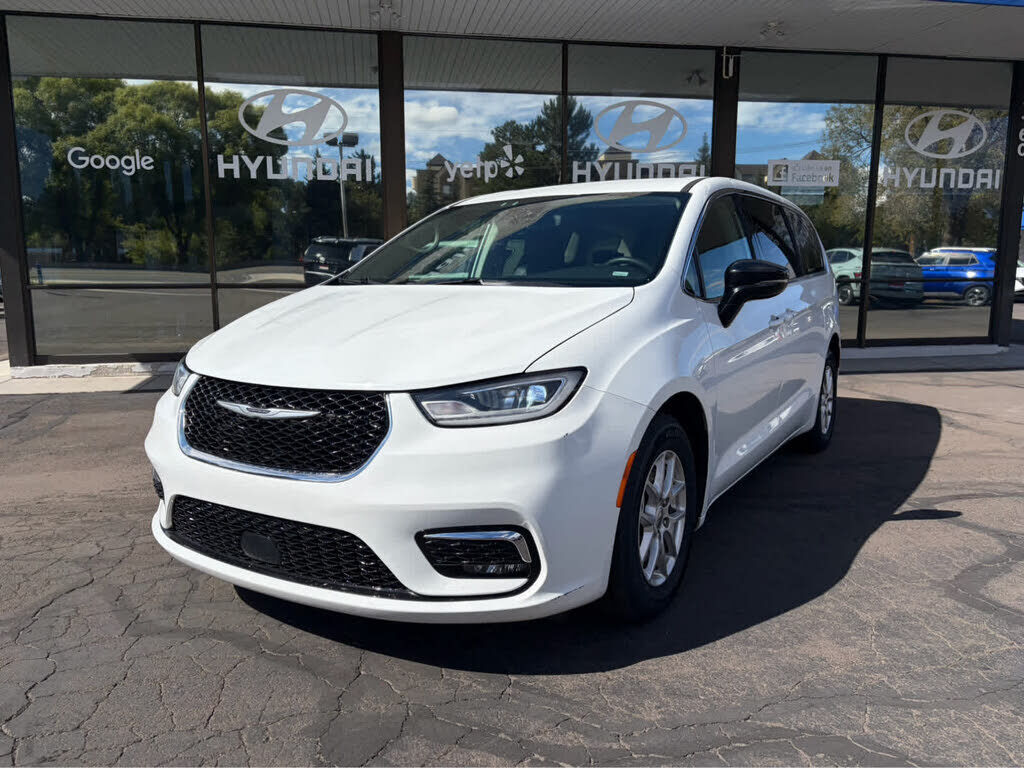 2024 CHRYSLER Pacifica