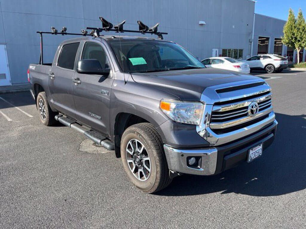 2017 TOYOTA Tundra