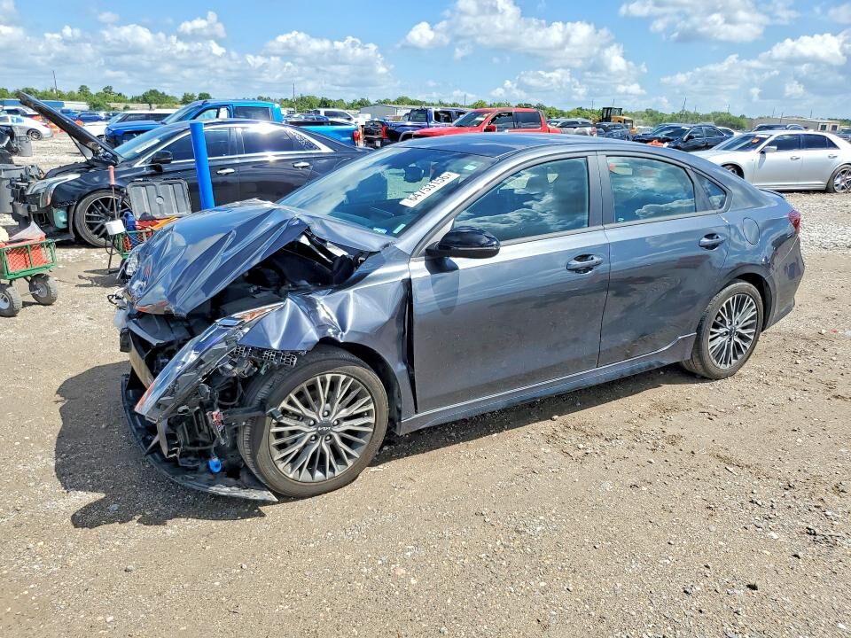 2024 KIA Forte