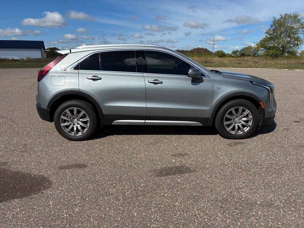 2023 CADILLAC XT4