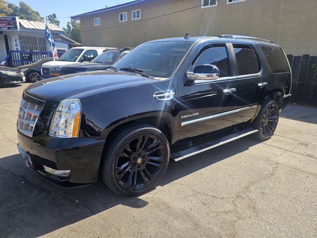 2012 CADILLAC Escalade
