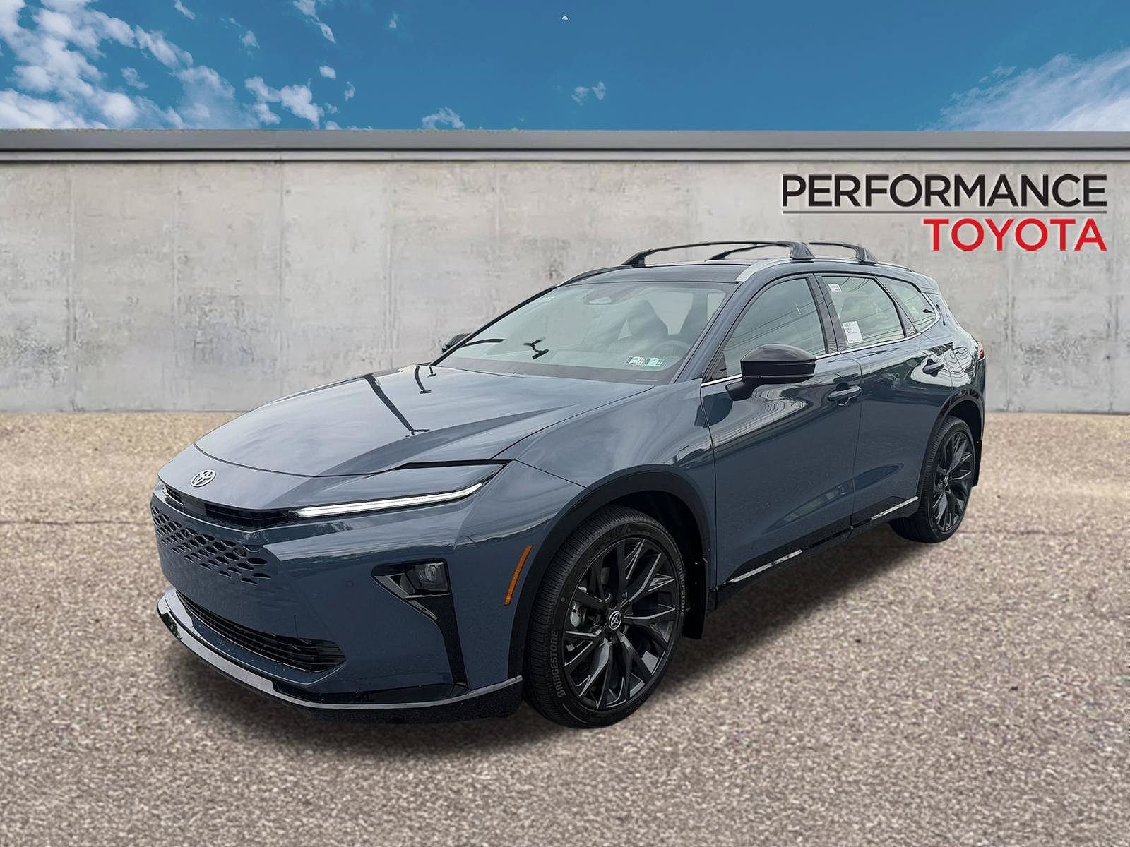 2026 TOYOTA Crown Signia