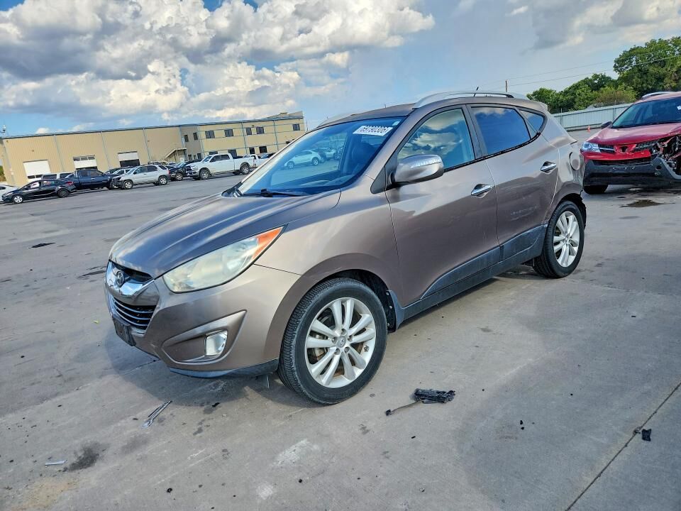 2010 HYUNDAI Tucson