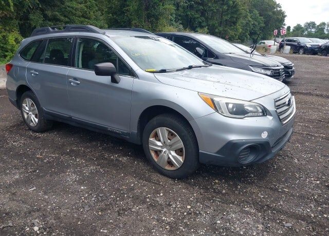 2015 SUBARU Outback