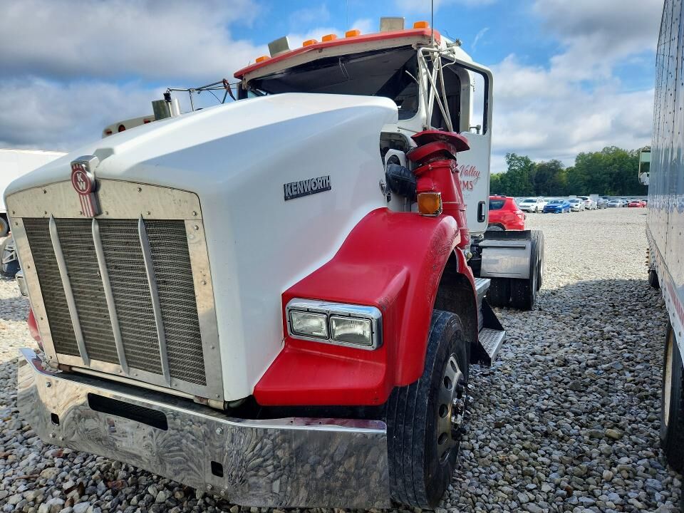 2006 KENWORTH T8 Series